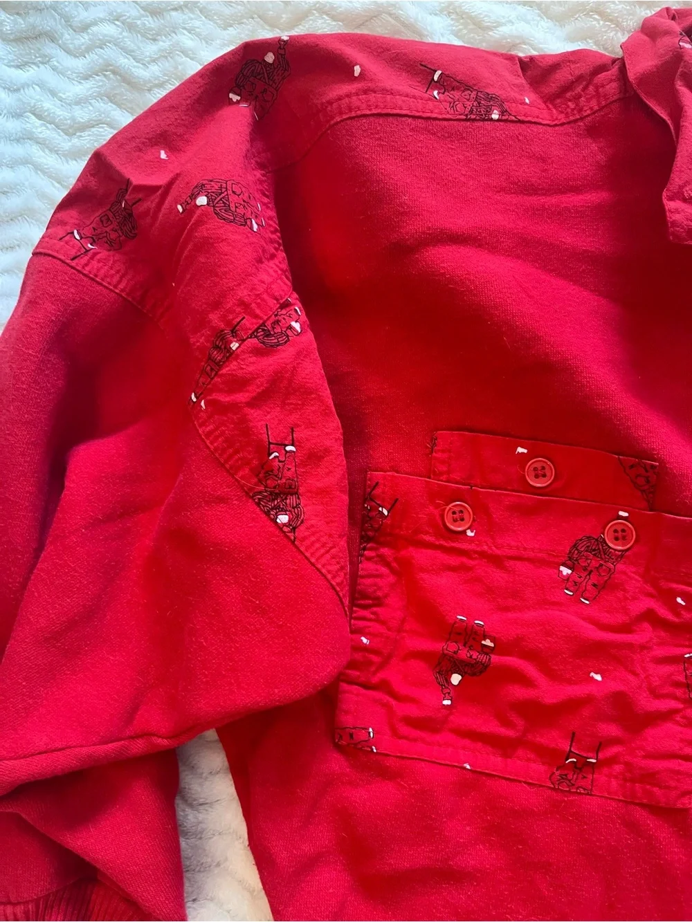 Vintage Women's Red Button-Pocket Pullover Top